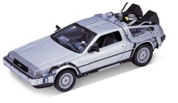 ZURUECK IN DIE ZUKUNFT: DIECAST MODELL 1/24 81ER DELOREAN LK COUPE 