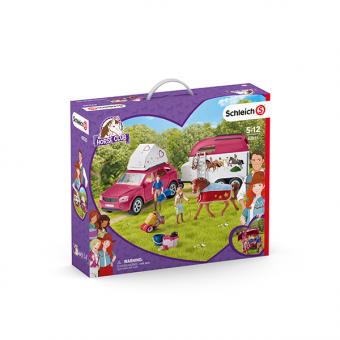 SCHLEICH: Adventure with an SUV car 